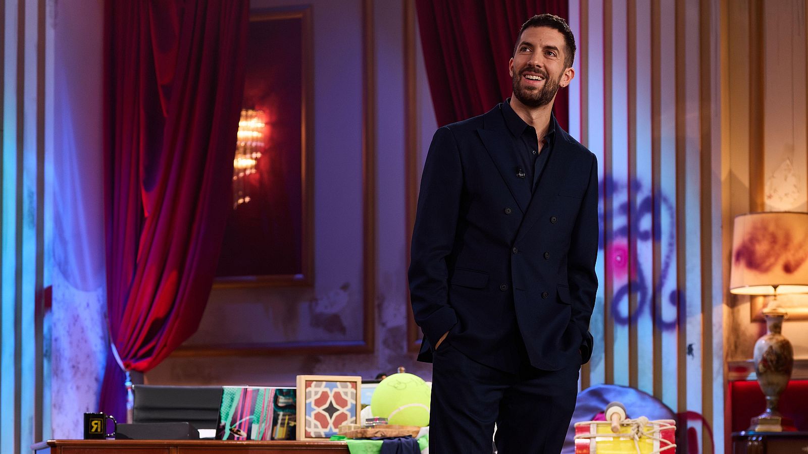 David Broncano presents La Revuelta on the October 21 program in which he announced Pedro Sánchez’s visit.