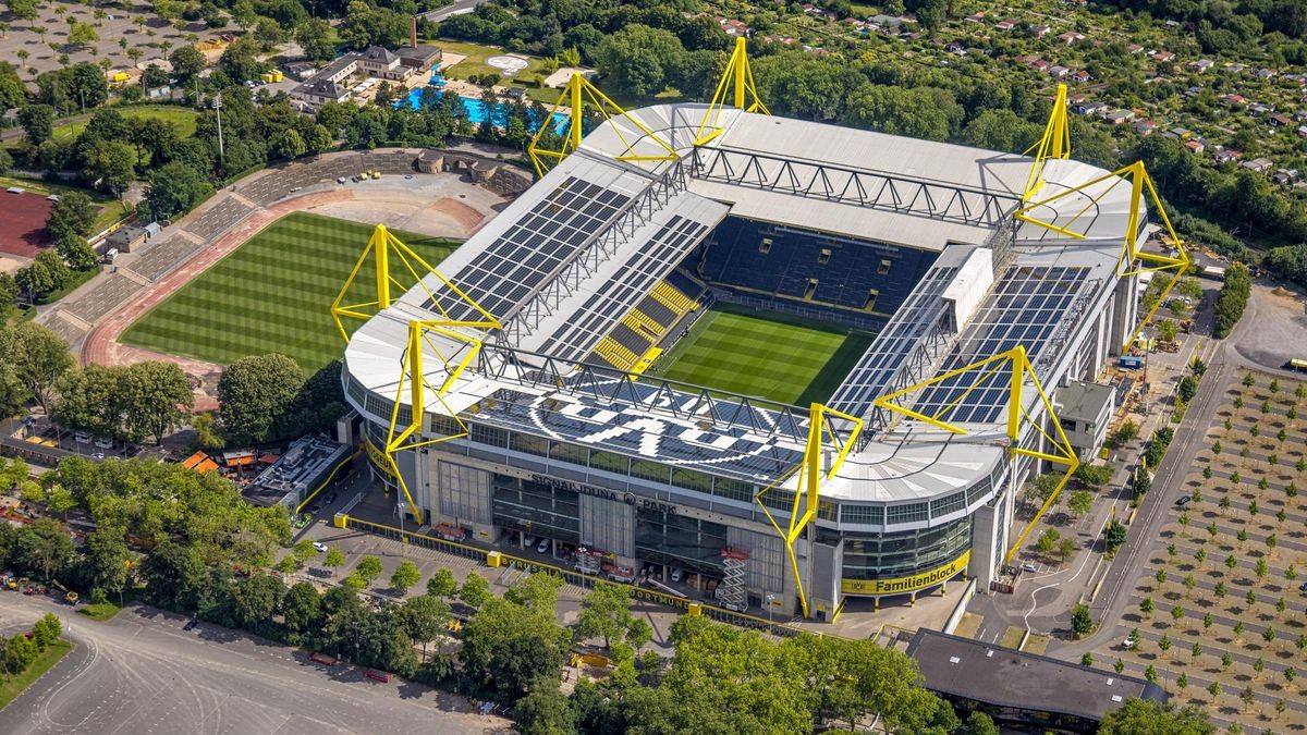 Signal Iduna Park, Borussia Dortmund’s home stadium, photographed from outside; file image, not from the Werder cup match.