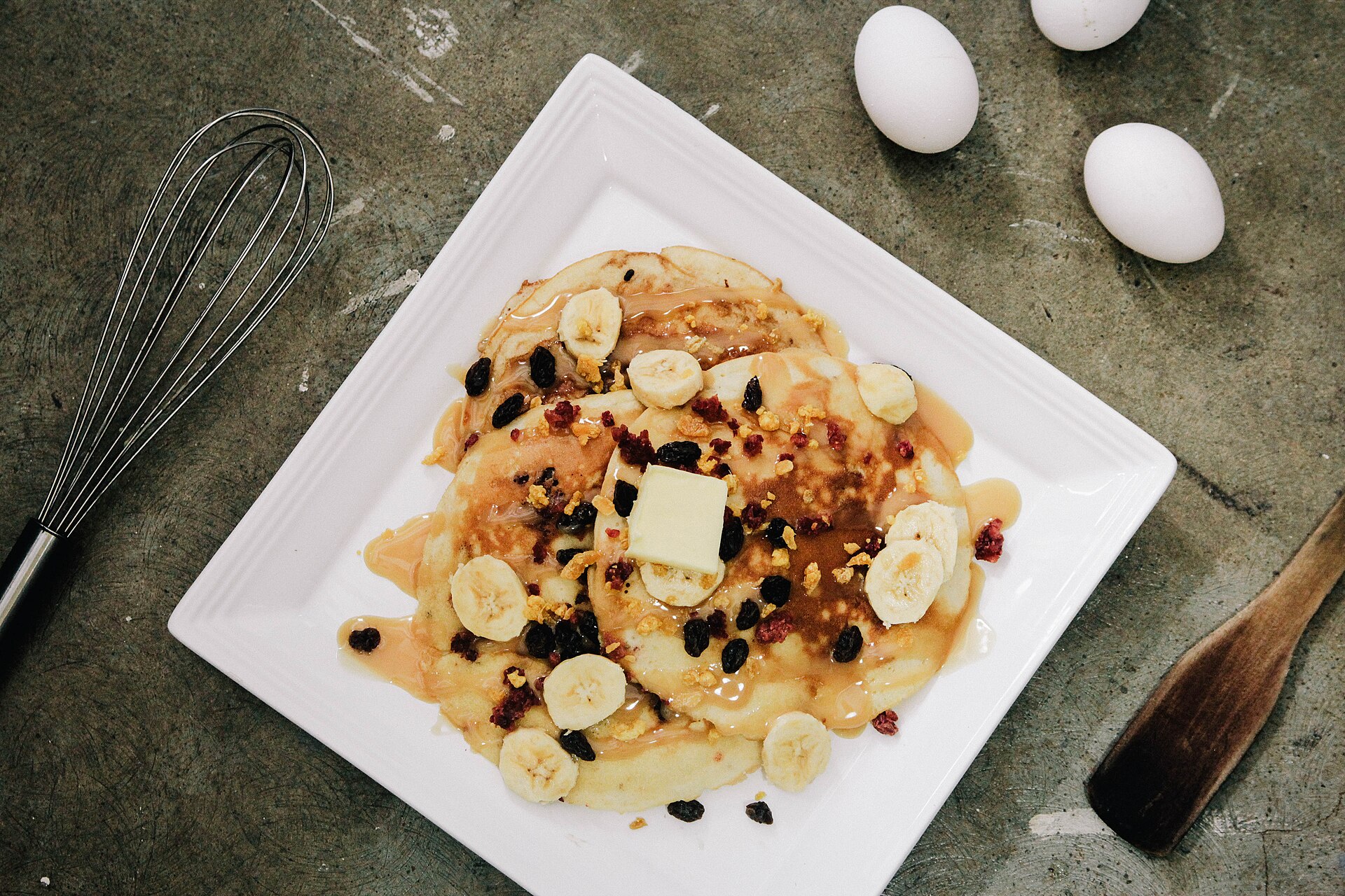 A prepared serving of two-ingredient banana pancakes